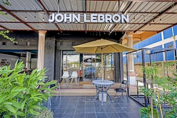 collection o 91499 john lebron house