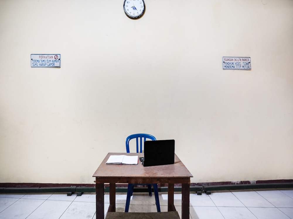 spot on 91774 kost nusantara sidoarjo