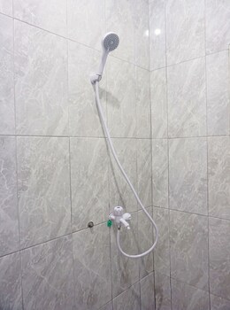 capital o 91790 s1 residence