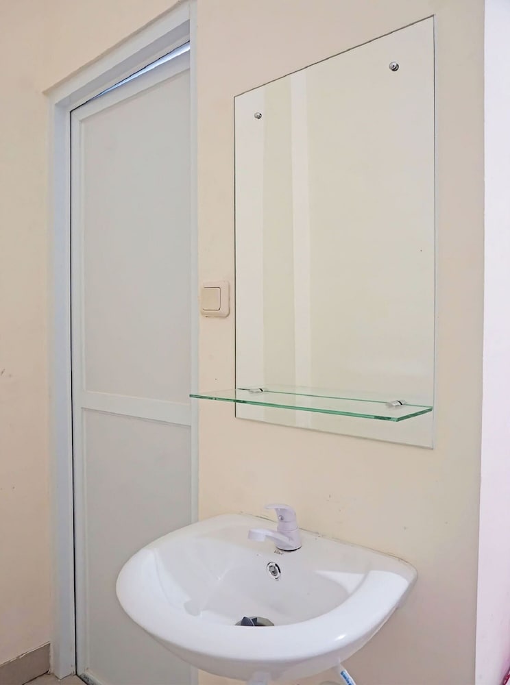 capital o 91790 s1 residence