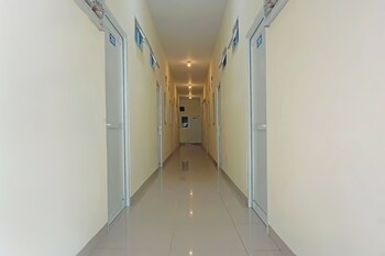 capital o 91790 s1 residence