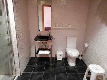 hello villarreal suites