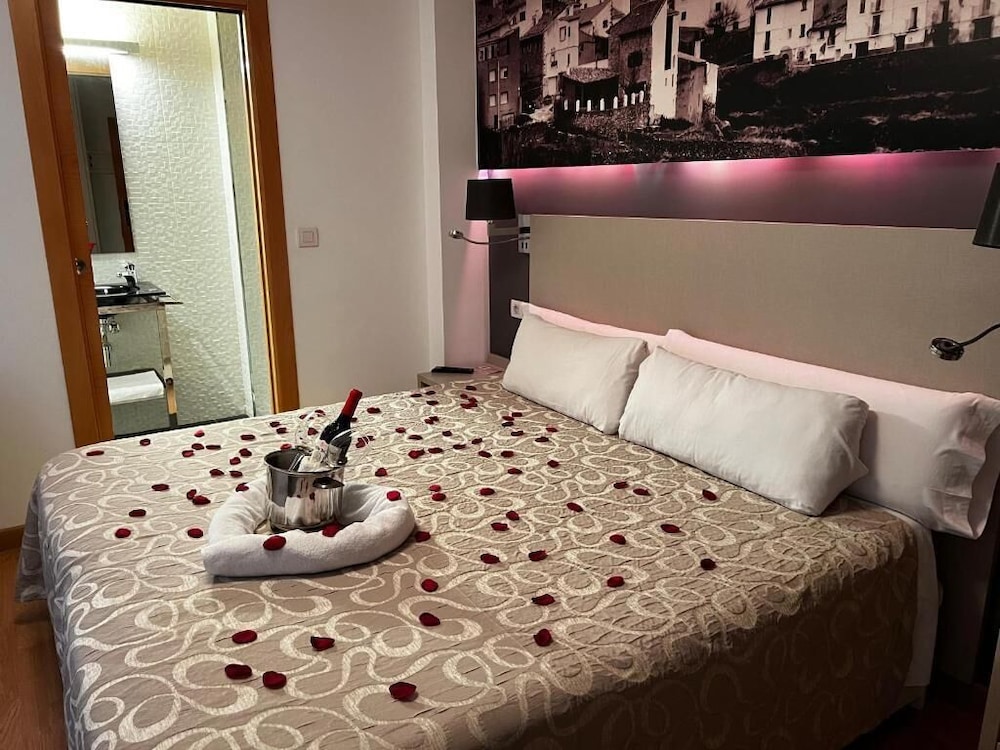 hello villarreal suites