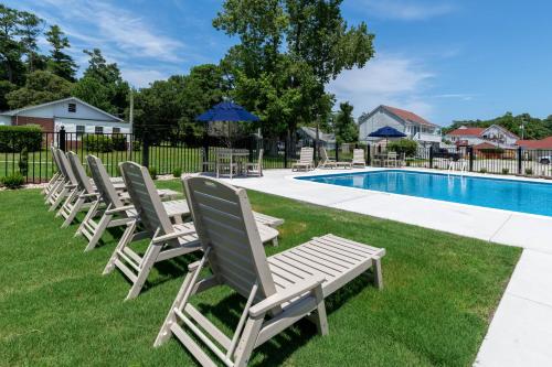 hotel manteo trademark collection by wyndham