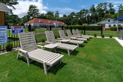 hotel manteo trademark collection by wyndham