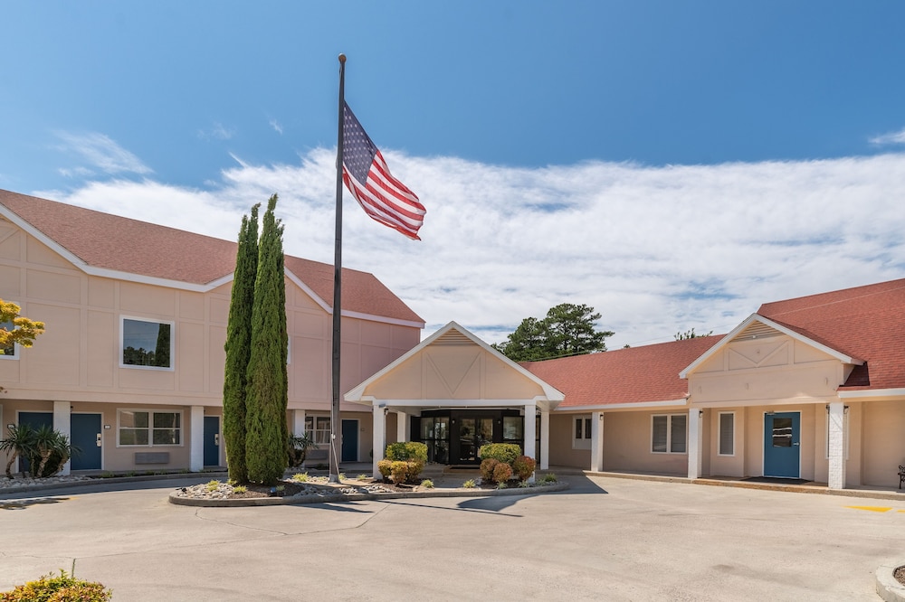 hotel manteo trademark collection by wyndham