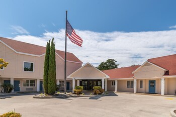 hotel manteo trademark collection by wyndham