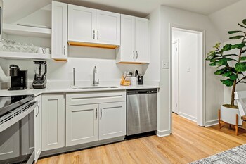 hotel manteo trademark collection by wyndham