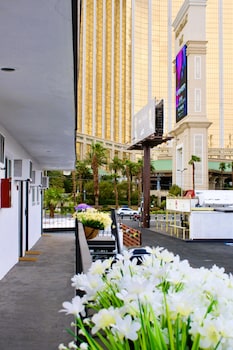nirvana hotel