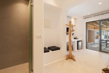 sunset hill suites