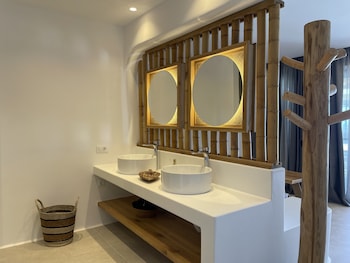 sunset hill suites