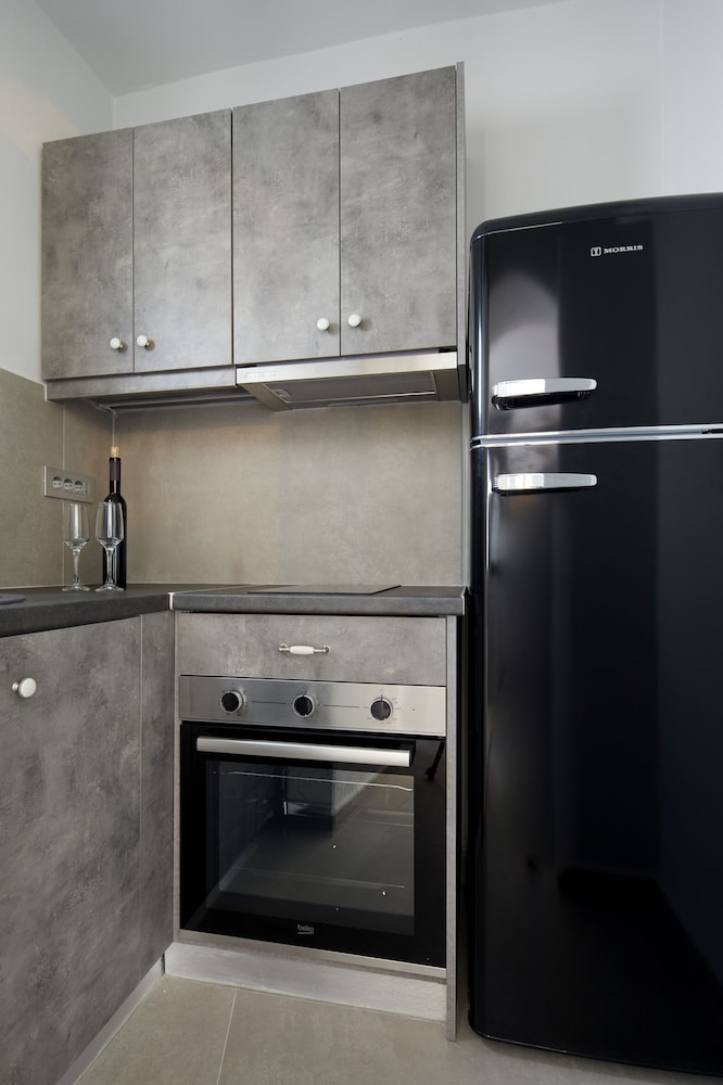 aecon suites