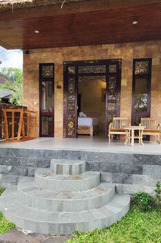 alamgangga villas tirta gangga