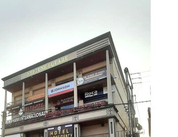 hotel m d residency anand