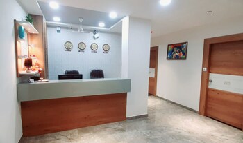 hotel m d residency anand
