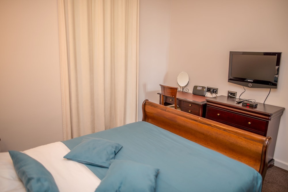 hotel astoria tivat