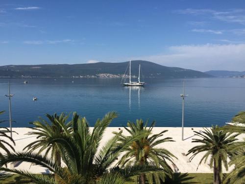 hotel astoria tivat