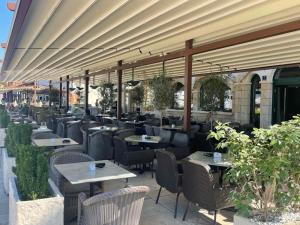 hotel astoria tivat
