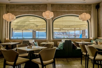 hotel astoria tivat