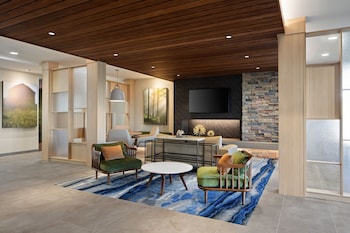 fairfield by marriott inn and suites whitsett greensboro east