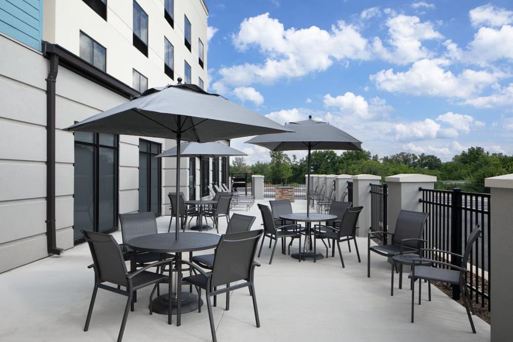 fairfield by marriott inn and suites whitsett greensboro east