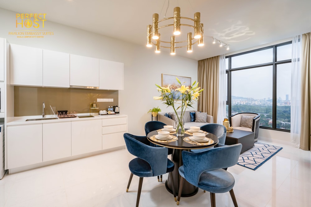pavilion embassy suites klcc