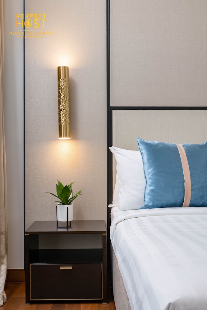 pavilion embassy suites klcc