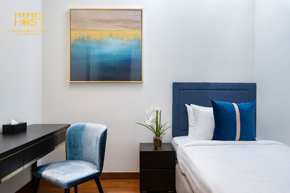 pavilion embassy suites klcc