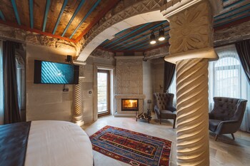 leda stone house