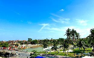 the present river hoi an