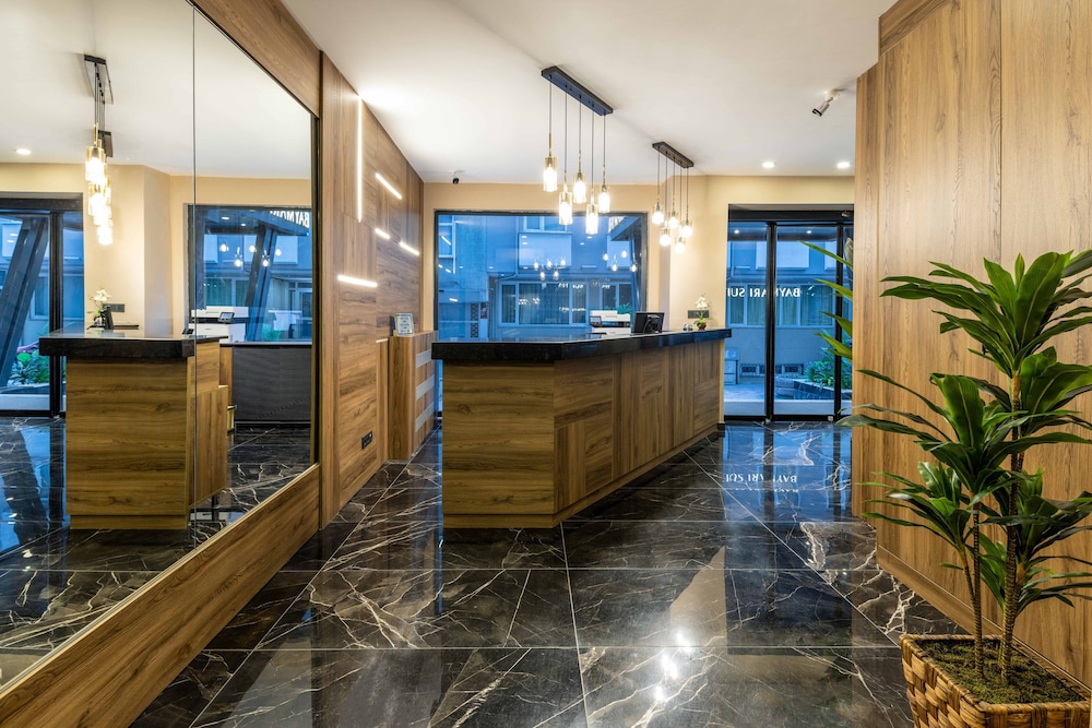 baymari suites city life