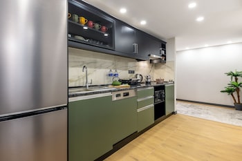 baymari suites city life