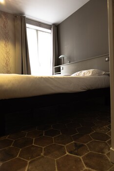 hotel du saumon verneuil sur avre