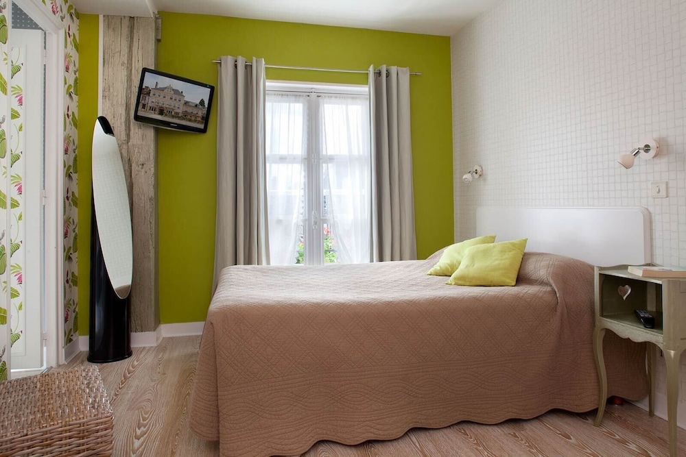 hotel du saumon verneuil sur avre