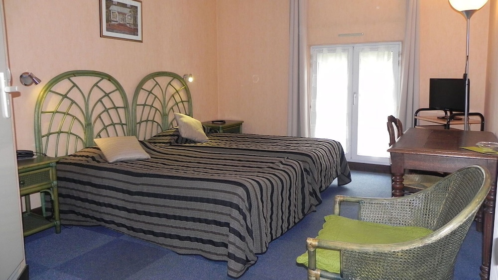 hotel du saumon verneuil sur avre