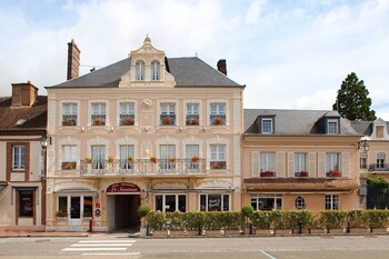 hotel du saumon verneuil sur avre
