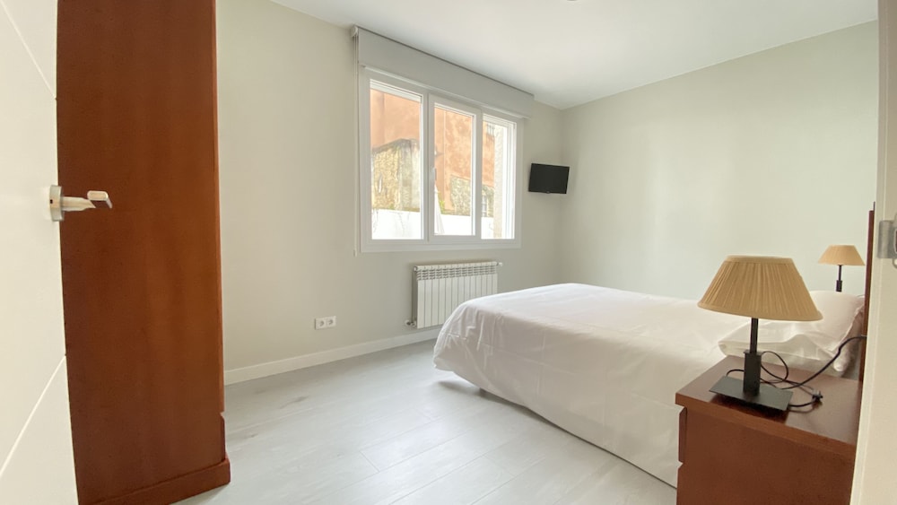 apartamentos panton ribeira sacra