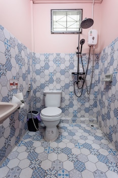 baan mee suk ayutthaya hostel