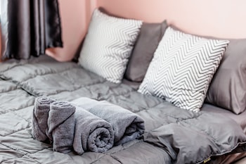 baan mee suk ayutthaya hostel