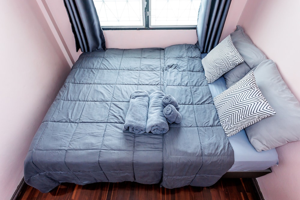 baan mee suk ayutthaya hostel