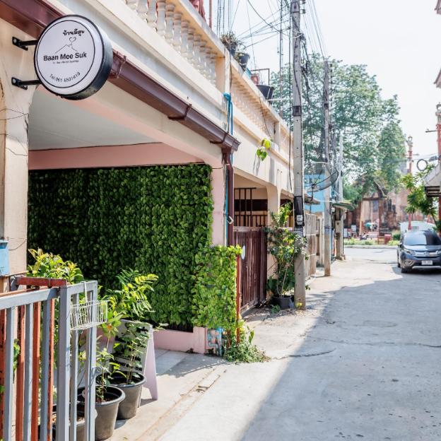 baan mee suk ayutthaya hostel