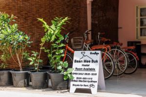 baan mee suk ayutthaya hostel