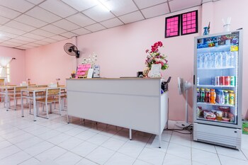 baan mee suk ayutthaya hostel