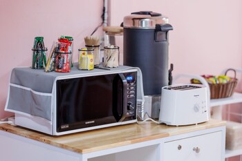 baan mee suk ayutthaya hostel