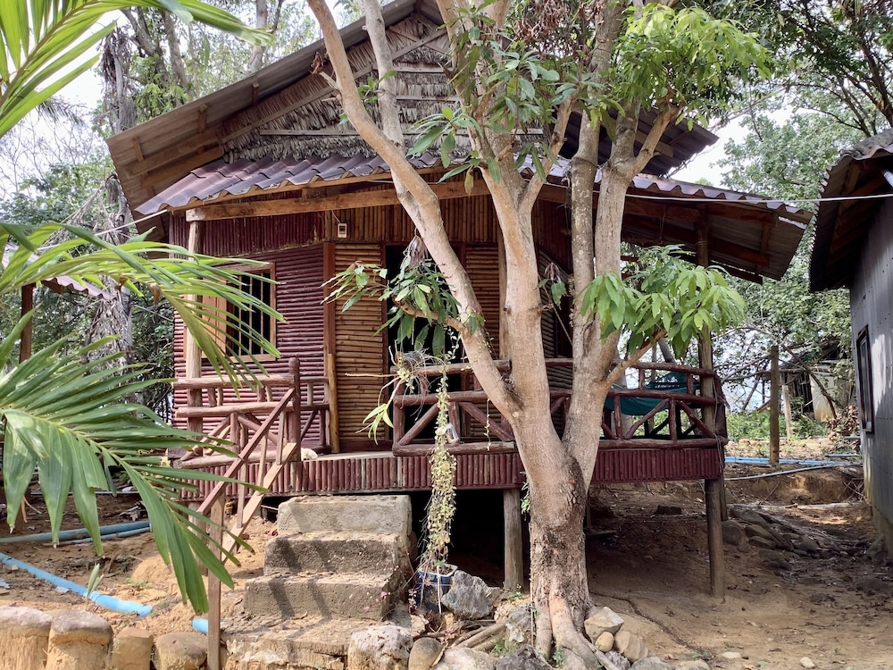 cocohuts cambodia