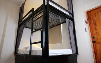 mad monkey dumaguete