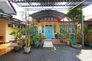 spot on 91563 hotel meilias