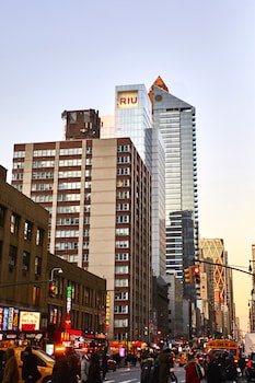 hotel riu plaza new york times square