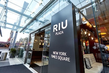 hotel riu plaza new york times square