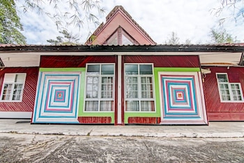 oyo 92331 rindu sempadan cottage